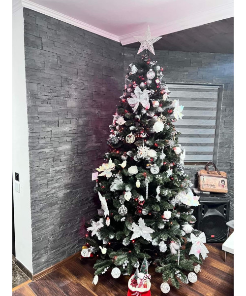 Umělý vánoční stromek Oscana 220 cm